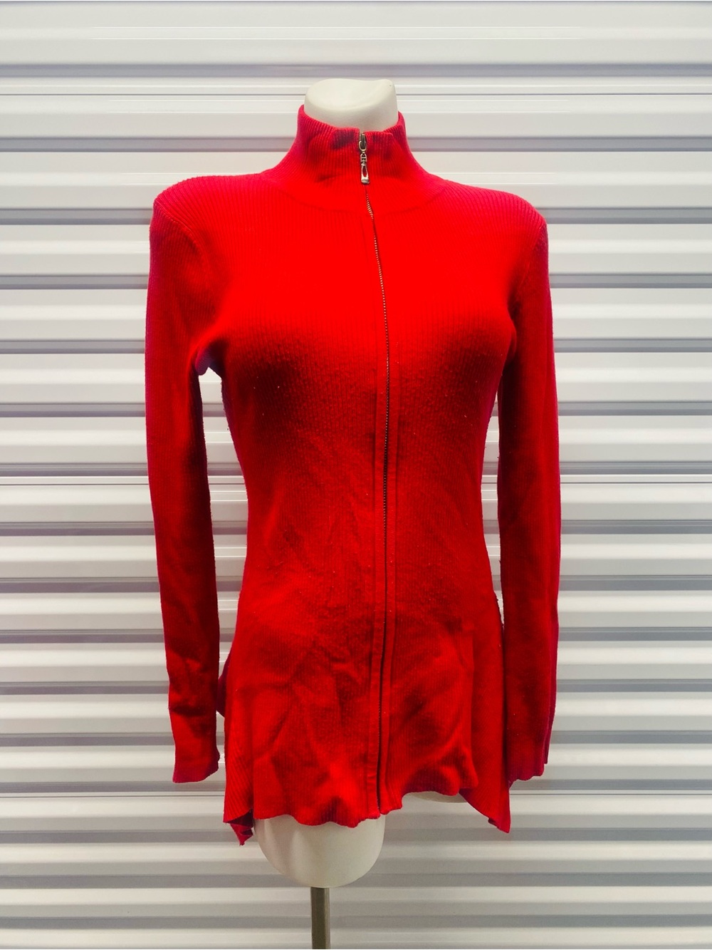 Sioni Red Zip-Front Ribbed Jacket